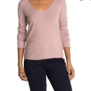 NWT T Tahari V Neck Sweater